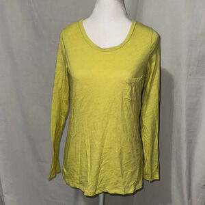 light lime green Aerie long sleeve pocket real soft tee shirt size medium
